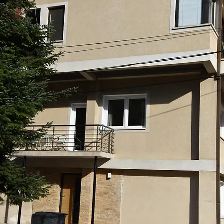 Mia Apartment